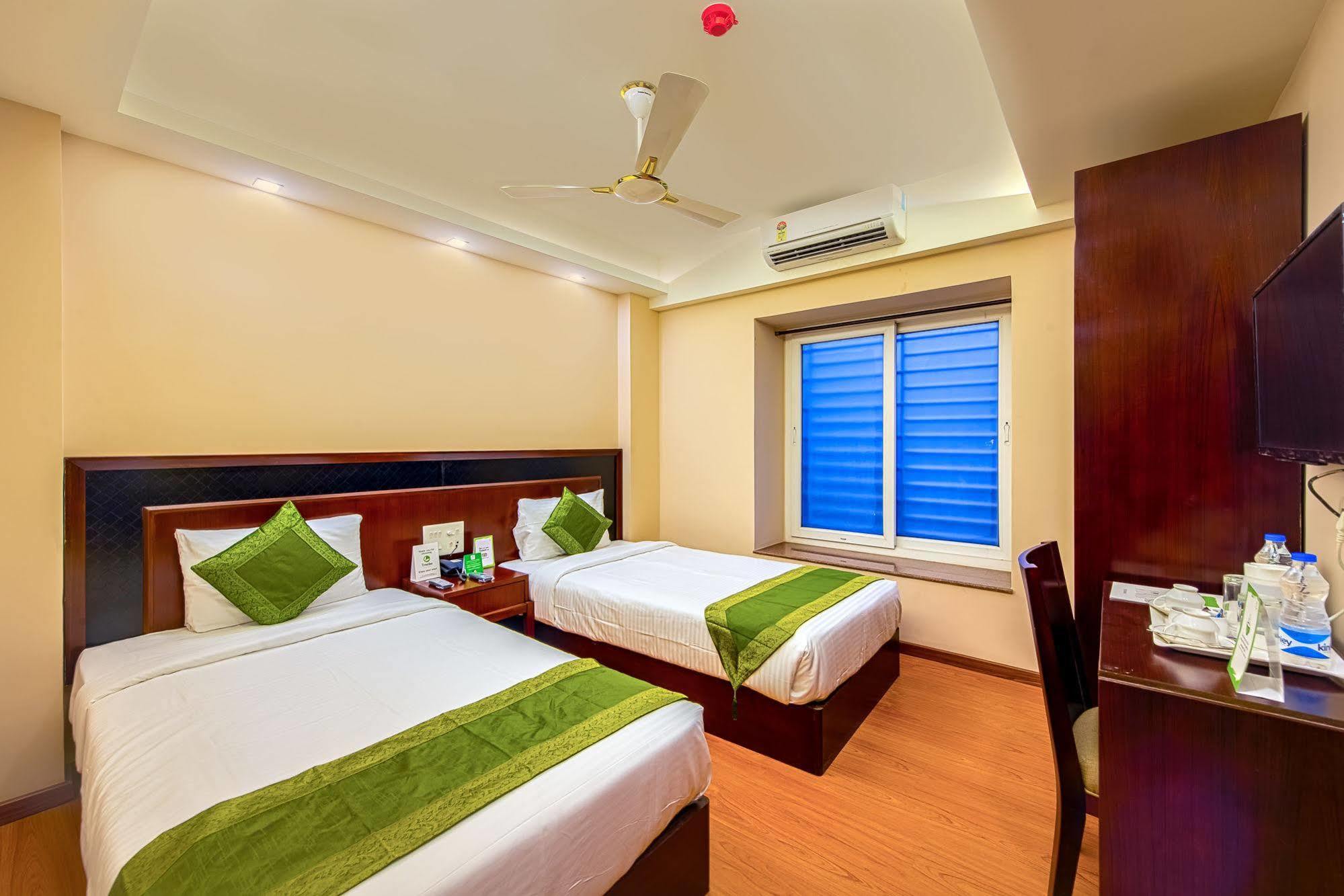 Treebo Vedanta Hotel Calcutta Eksteriør billede