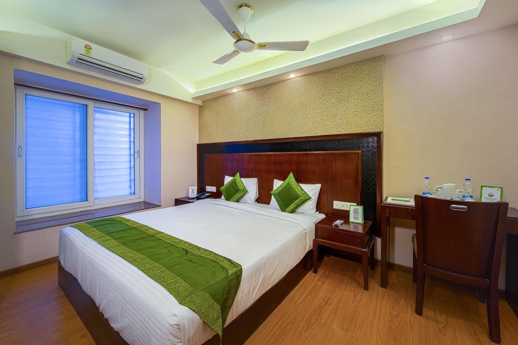 Treebo Vedanta Hotel Calcutta Eksteriør billede